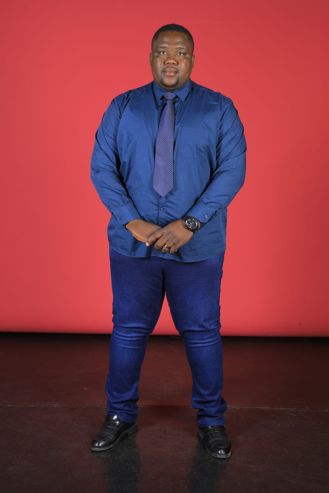 Mr Vutomi Bila